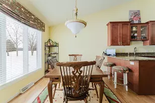 4367 Autumn Hills Dr, Oshkosh, WI 54904 - Photo 9