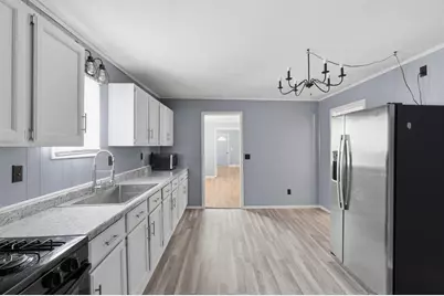 513 School Avenue, Oshkosh, WI 54901 - Photo 3