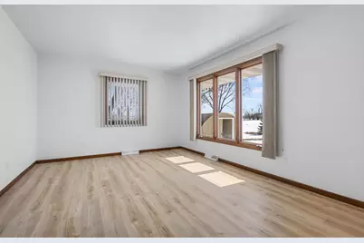 4576 Algoma Road, New Franken, WI 54229 - Photo 7