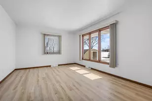 4576 Algoma Rd, New Franken, WI 54229 - Photo 7