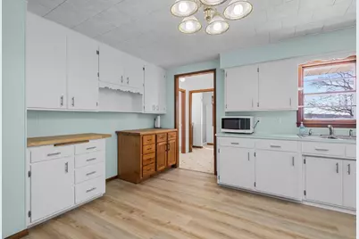 4576 Algoma Road, New Franken, WI 54229 - Photo 9