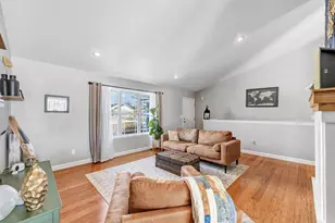 553 Dove Ln, Oconto Falls, WI 54154 - Photo 5