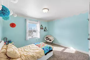 553 Dove Ln, Oconto Falls, WI 54154 - Photo 21