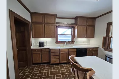 270 Gillett Street, Fond du Lac, WI 54935 - Photo 9