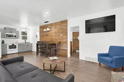 W9862 County Rd W, Crivitz, WI 54114 - Photo 7