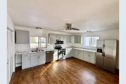 311 S Walter Avenue, Appleton, WI 54915 - Photo 3