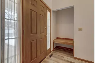 1511 Dickenson Court, Neenah, WI 54956 - Photo 3