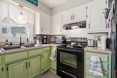 668 S Park Avenue, Fond du Lac, WI 54935 - Photo 11