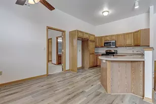 1511 Dickenson Ct, Neenah, WI 54956 - Photo 7