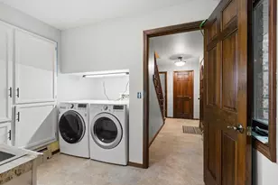 337 Wesley Ave, Green Bay, WI 54302 - Photo 7