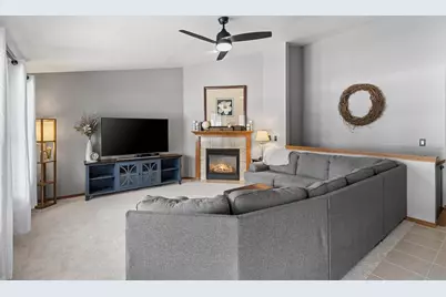 911 S 7th Street, De Pere, WI 54115 - Photo 13