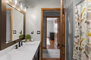 911 S 7th St, De Pere, WI 54115 - Photo 45