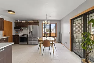 911 S 7th St, De Pere, WI 54115 - Photo 23