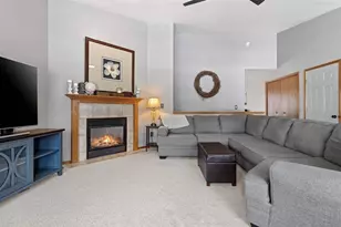 911 S 7th St, De Pere, WI 54115 - Photo 17