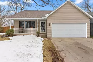 911 S 7th St, De Pere, WI 54115 - Photo 59