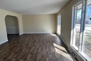 1175 Maricopa Dr, Oshkosh, WI 54904 - Photo 7