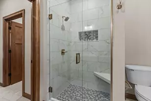 1373 Prairie Lake Cir, Neenah, WI 54956 - Photo 25