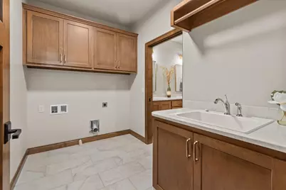 1373 Prairie Lake Circle, Neenah, WI 54956 - Photo 29
