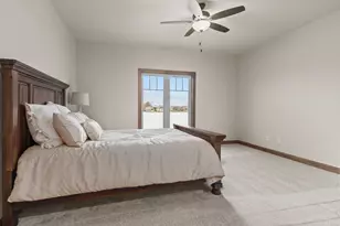 1373 Prairie Lake Cir, Neenah, WI 54956 - Photo 19