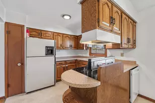 140 Friendship St, North Fond du Lac, WI 54937 - Photo 11