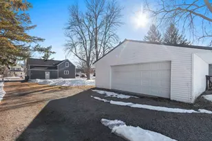 219 Front St, Pulaski, WI 54162 - Photo 3