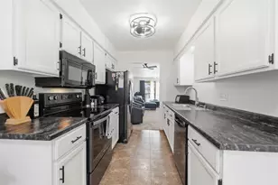 1000 Moraine Way, Green Bay, WI 54303 - Photo 11
