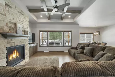 4073 Brussels Way, Green Bay, WI 54313 - Photo 13