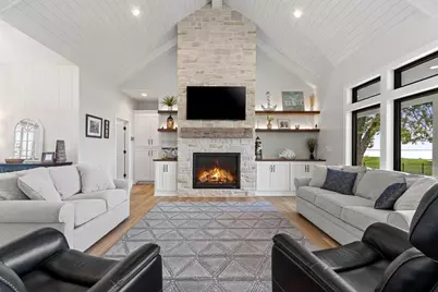 1751 East Shore Circle, Green Bay, WI 54302 - Photo 15