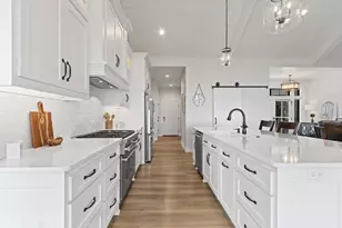 1751 E Shore Cir, Green Bay, WI 54302 - Photo 19