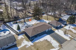 707 Sunset Dr, Redgranite, WI 54970 - Photo 11