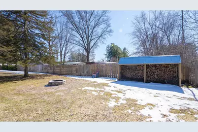 707 Sunset Drive, Redgranite, WI 54970 - Photo 17