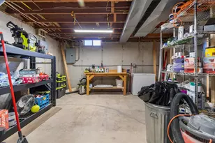 1800 S Kasper Dr, Appleton, WI 54914 - Photo 37