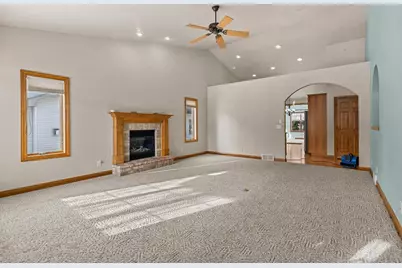 4801 N Fallview Lane, Appleton, WI 54913 - Photo 3