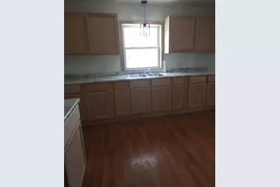 2421 15th Avenue, Menominee, MI 49858 - Photo 3