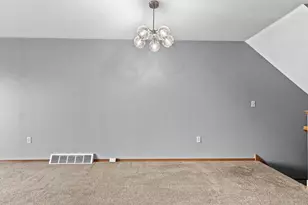 2191 Trailside Ln, De Pere, WI 54115 - Photo 11