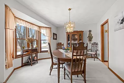 2911 Ridgeway Drive, Neenah, WI 54956 - Photo 5