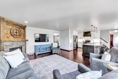 2011 Whistling Swan Circle, De Pere, WI 54151 - Photo 19