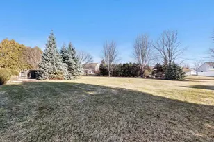 2011 Whistling Swan Cir, De Pere, WI 54151 - Photo 49