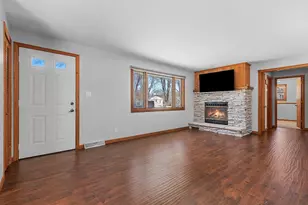 1623 Jay Ln, Green Bay, WI 54304 - Photo 5