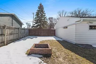 1623 Jay Ln, Green Bay, WI 54304 - Photo 27