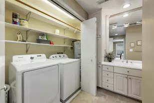 1600 Rustic Oaks Ct, Green Bay, WI 54301 - Photo 23