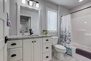 2701 W Fallen Oak Dr, Appleton, WI 54913 - Photo 25