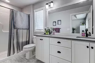 2701 W Fallen Oak Dr, Appleton, WI 54913 - Photo 21