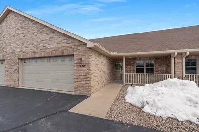 1242 Pond View Circle #18, De Pere, WI 54115 - Photo 1