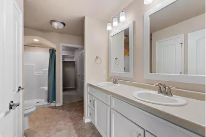 1242 Pond View Circle #18, De Pere, WI 54115 - Photo 17