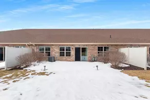 1242 Pond View Cir, De Pere, WI 54115 - Photo 31