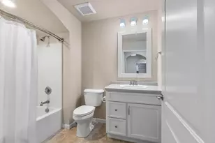 1242 Pond View Cir, De Pere, WI 54115 - Photo 23