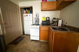 556 Jefferson St, Oshkosh, WI 54901 - Photo 15