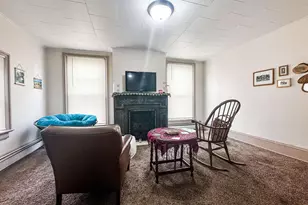 556 Jefferson St, Oshkosh, WI 54901 - Photo 7