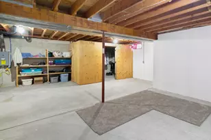 425 Brookview Dr, Luxemburg, WI 54217 - Photo 21